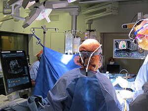 Dr. Golby and Team Using Ultrasound in Operating Room